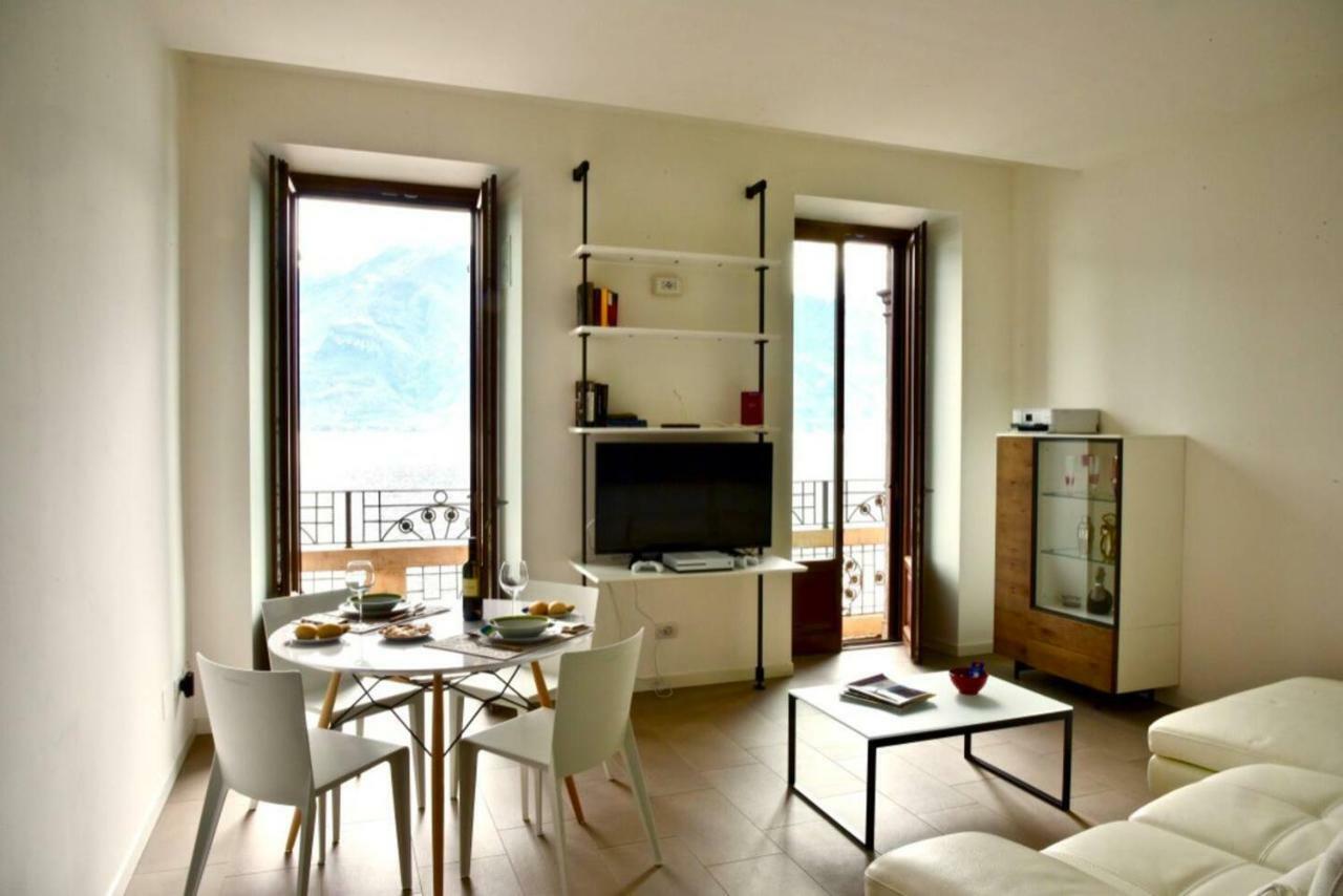 Stylish Lakefront House โลเวเร ภายนอก รูปภาพ